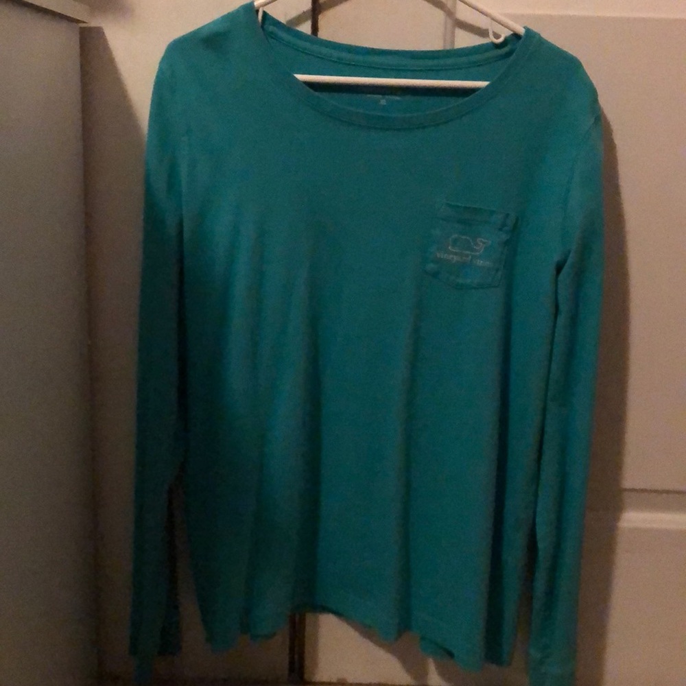 Vineyard vines shirt